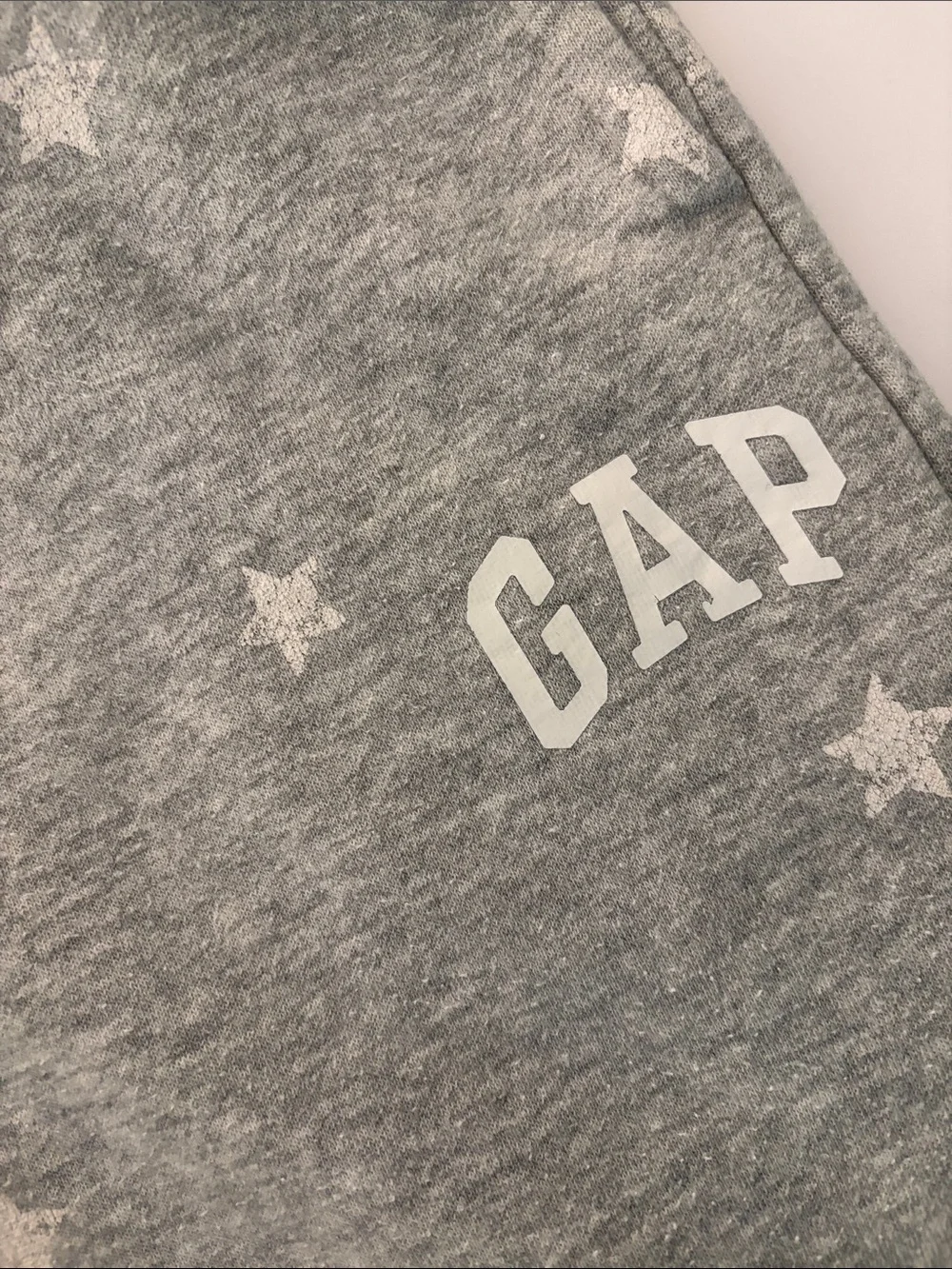 GAP Heather Gray Star Joggers